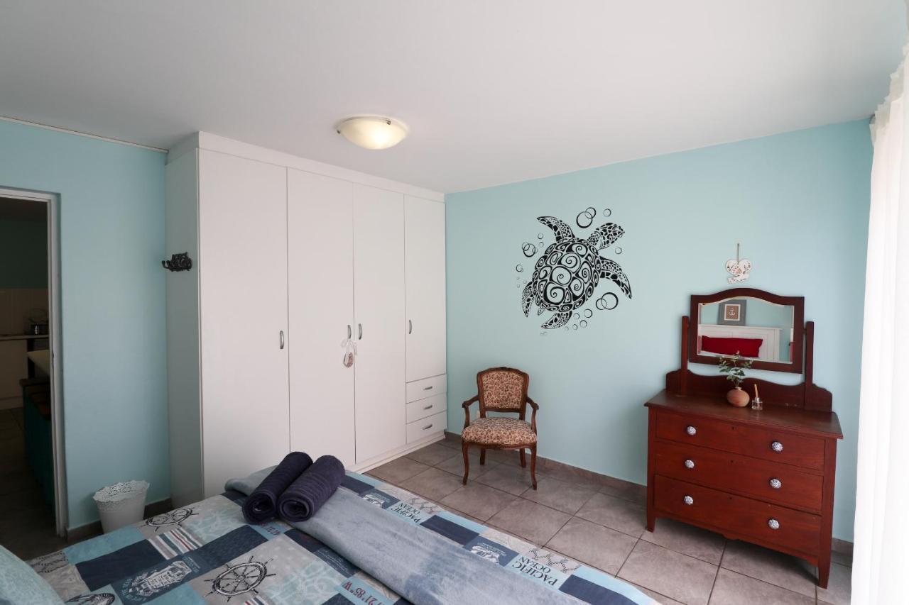 Seabreeze Accommodation Jeffreys Bay Exteriör bild