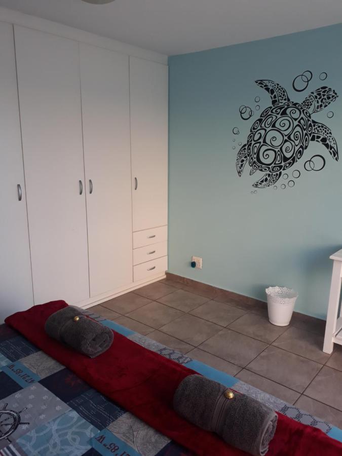 Seabreeze Accommodation Jeffreys Bay Exteriör bild